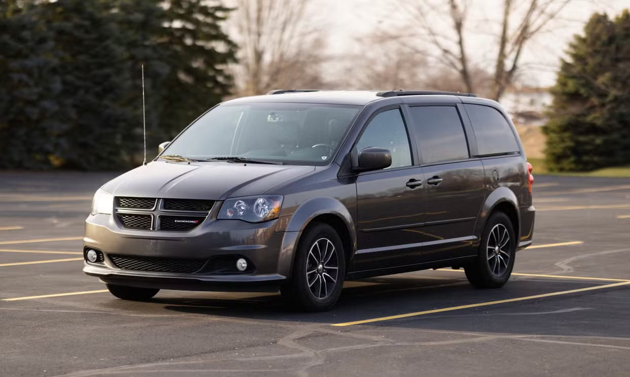 Dodge Grand Caravan 2017 (1)